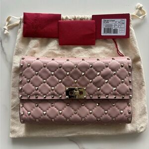 ROCKSTUD VALENTINO SPIKE NAPPA LEATHER CROSSBODY CLUTCH BAG